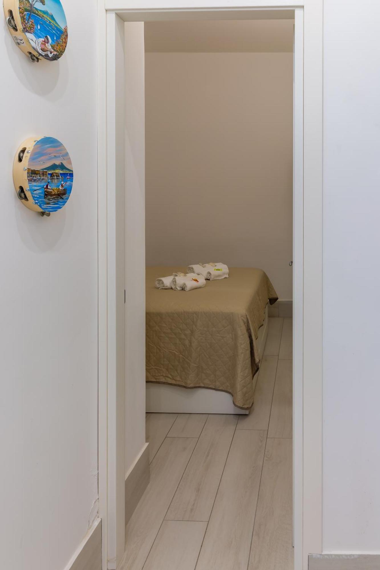 Il Vicoletto Del Castello Hotel Napoli Ngoại thất bức ảnh