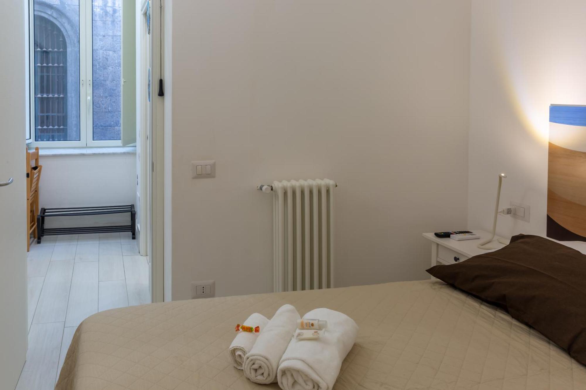 Il Vicoletto Del Castello Hotel Napoli Ngoại thất bức ảnh