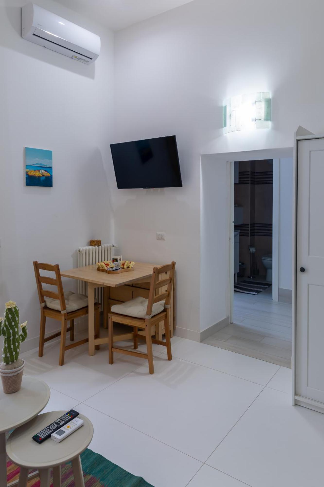 Il Vicoletto Del Castello Hotel Napoli Ngoại thất bức ảnh